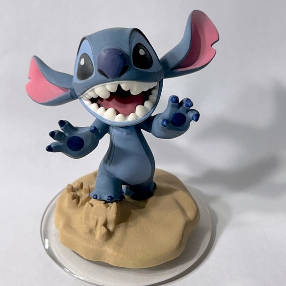 Disney Infinity 2.0 - Stitch 🚀 Buy 4 $14 Figures Get TWO $14s FREE - Picture 1 of 3